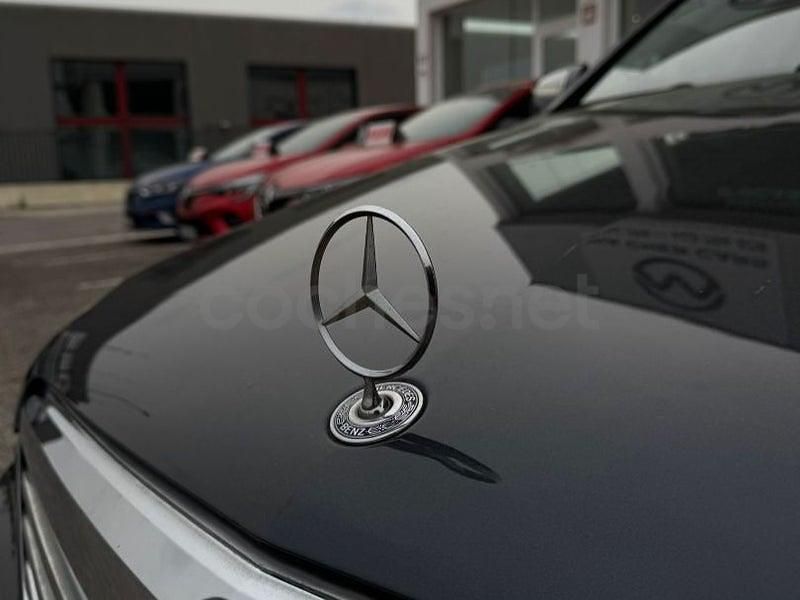 Usado Mercedes C200 Elegance 136 CV (100 kW) 2008 Gris / plata Familiar