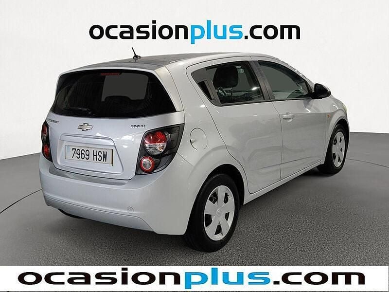 Usado Chevrolet Aveo LT 95 CV (69 kW) 2013 Gris plata Utilitario