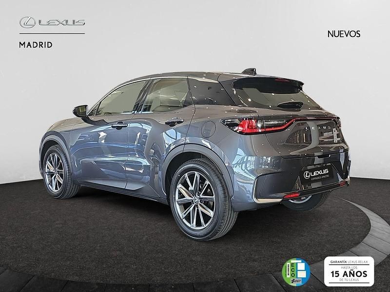Nuevo Lexus LBX 136 CV (100 kW) 2026 Gris SUV