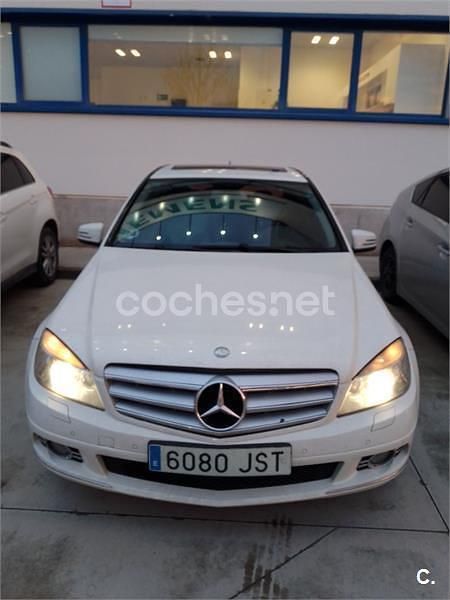 Blanco Usado 2009 Mercedes C350 Avantgarde Berlina | 10.000 € (Un poco caro) - Imagen 1/4