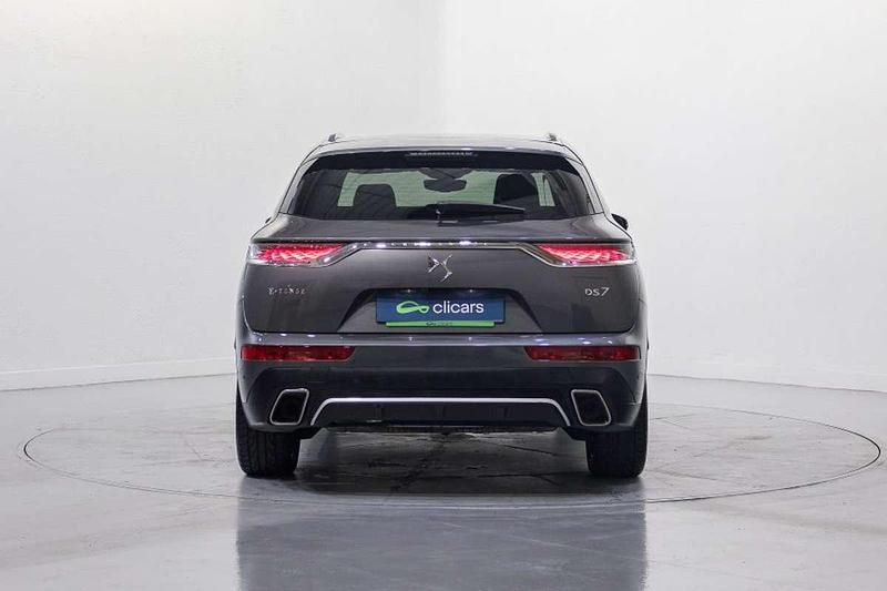 Usado DS Automobiles DS7 Crossback Grand Chic 181 CV (133 kW) 2020 Gris SUV