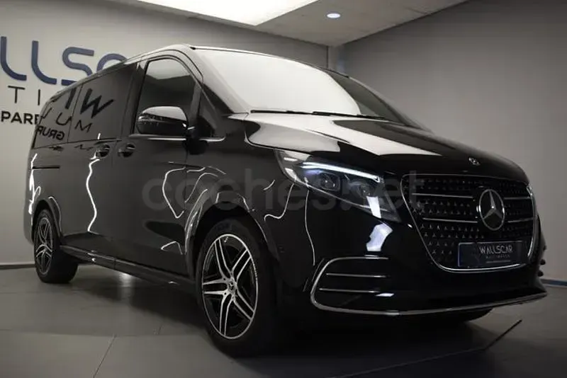 Usado Mercedes V300 Style 231 CV (169 kW) 2025 Negro Monovolumen