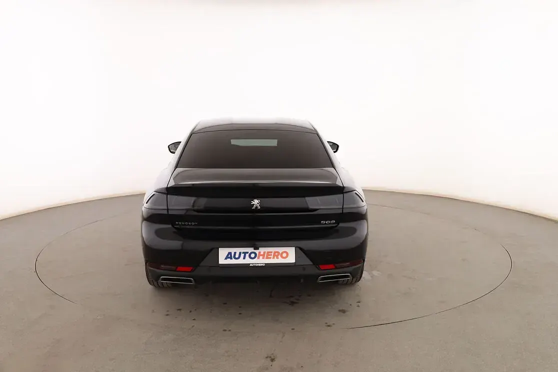Usado Peugeot 508 Allure 131 CV (96 kW) 2021 Negro Berlina