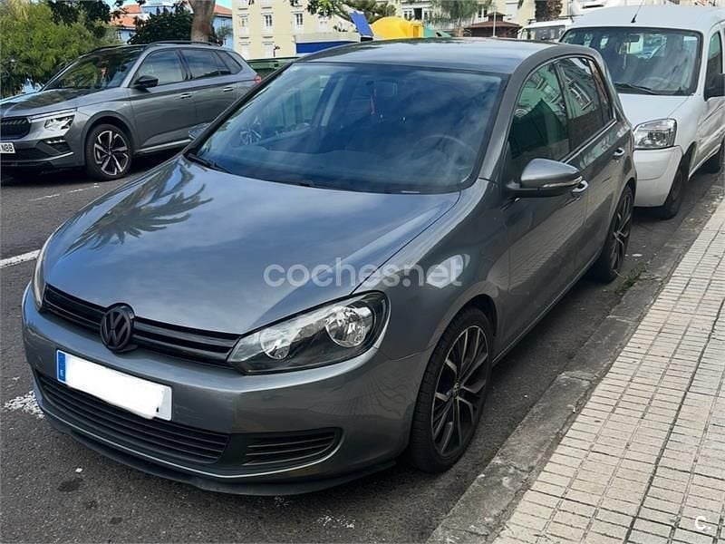 Gris / plata Usado 2011 VW Golf Advance Berlina | 7000 € (Precio justo) - Imagen 1/4