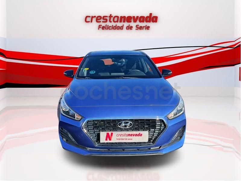 Usado Hyundai i30 120 CV (88 kW) 2019 Azul Familiar