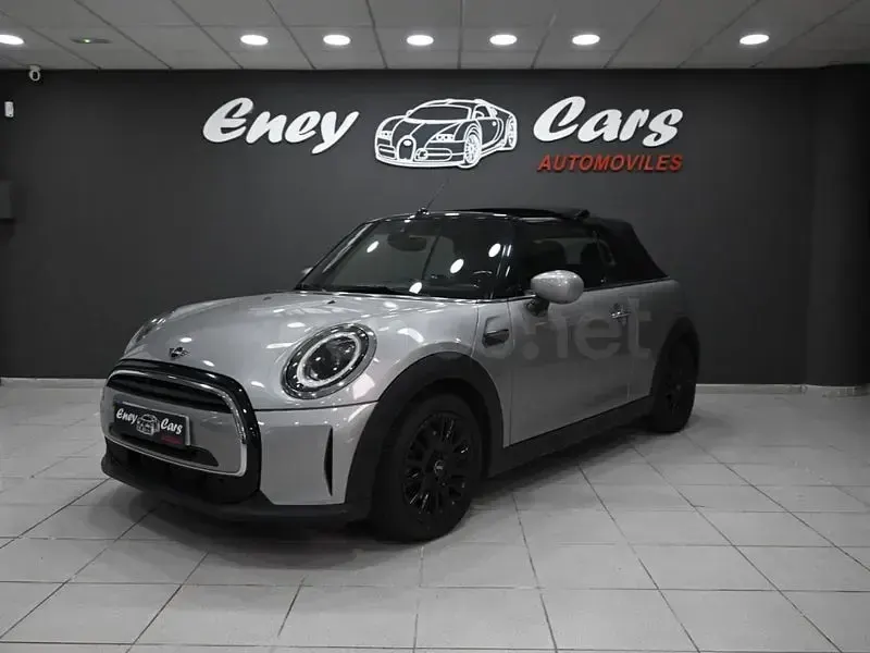 Usado Mini Cooper Cabriolet 136 CV (100 kW) 2023 Gris / plata Descapotable
