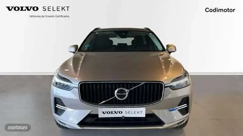 Usado Volvo XC60 Core 2024 Gris SUV