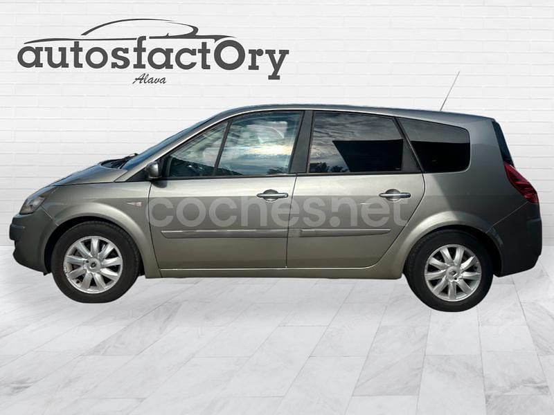 Usado Renault Grand Scénic II Business 105 CV (77 kW) 2007 Beige Monovolumen