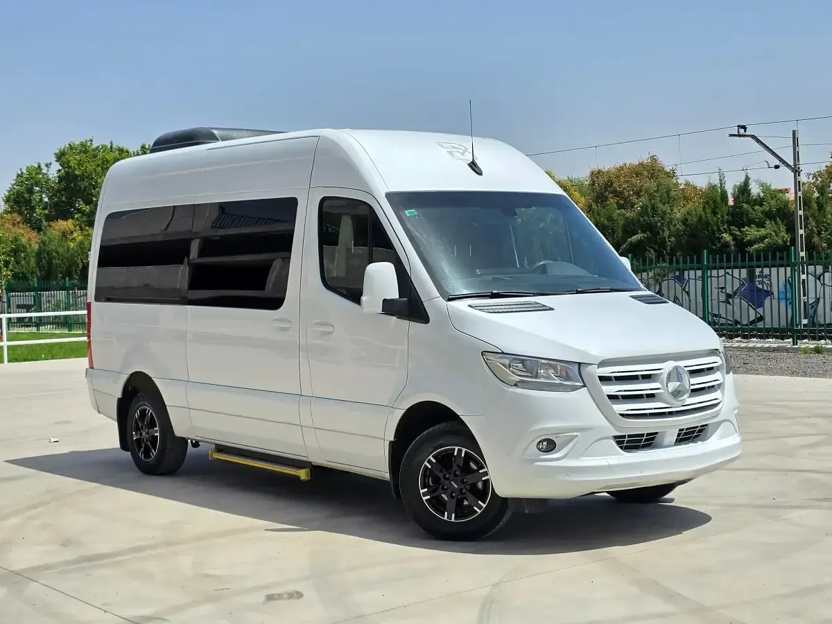 Usado Mercedes Sprinter 150 CV (110 kW) 2023 Blanco Van