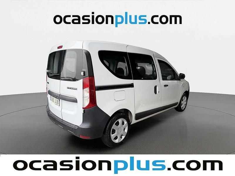 Usado Dacia Dokker Ambiance 75 CV (55 kW) 2015 Blanco Monovolumen