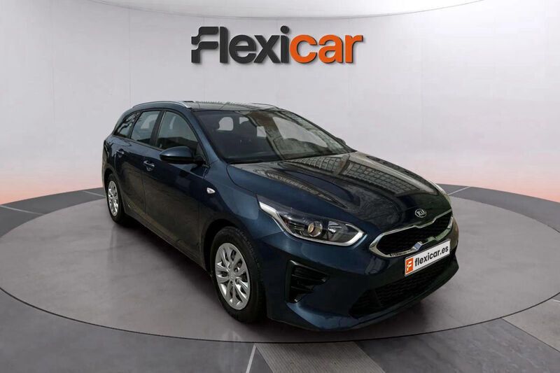 Azul Usado 2019 Kia Ceed Familiar | 11.590 € (Buen precio) - Imagen 1/4