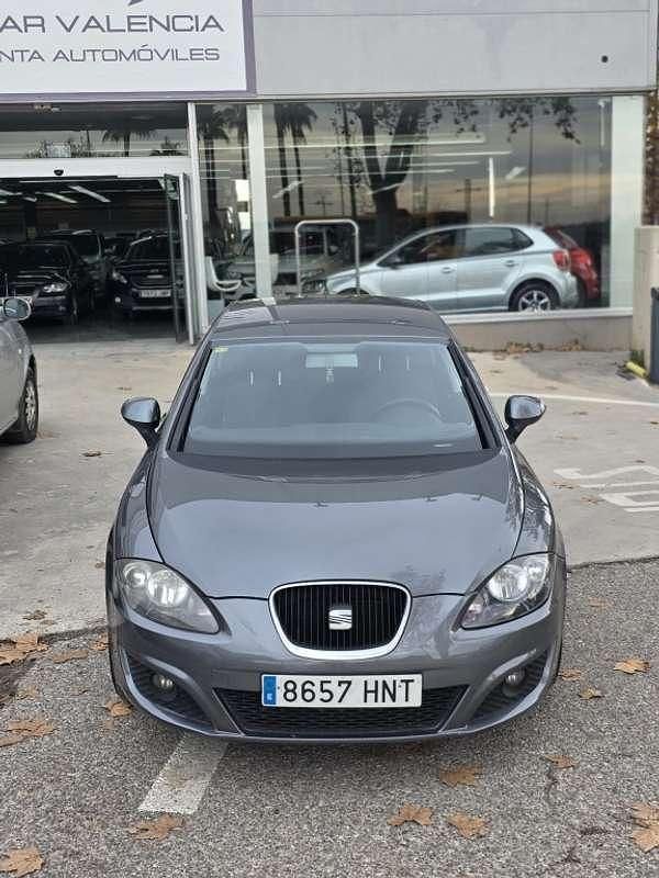 Usado Seat Leon Copa 90 CV (66 kW) 2013 Gris Utilitario