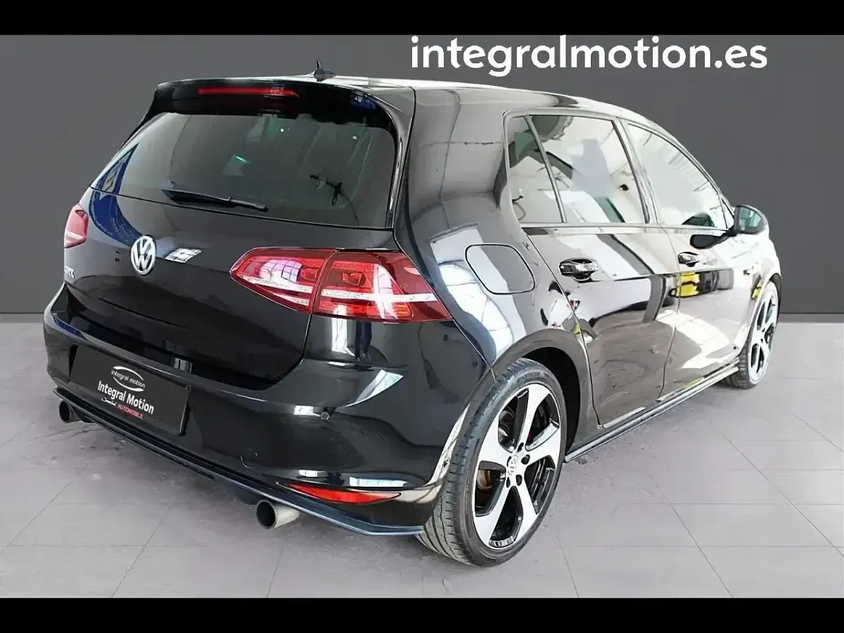 Usado VW Golf VII GTI 220 CV (161 kW) 2017 Negro