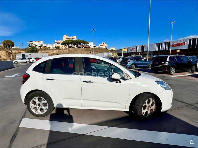 Usado Citroën C3 Live 82 CV (60 kW) 2016 Blanco Berlina