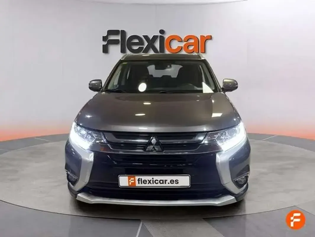 Usado Mitsubishi Outlander Motion 150 CV (110 kW) 2017 Marrón SUV
