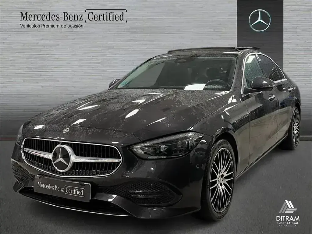 Usado Mercedes C220 200 HP (147 kW) 2024 Sedan