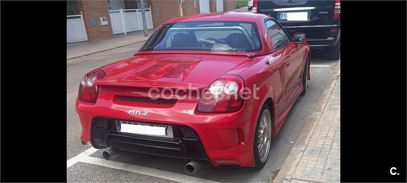 Usado Toyota MR2 140 CV (102 kW) 2005 Rojo Descapotable