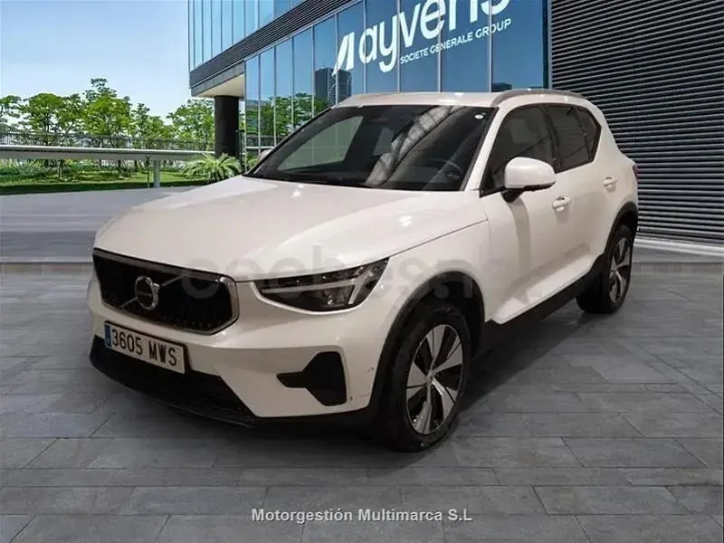 Usado Volvo XC40 Core 197 CV (144 kW) 2024 Blanco SUV