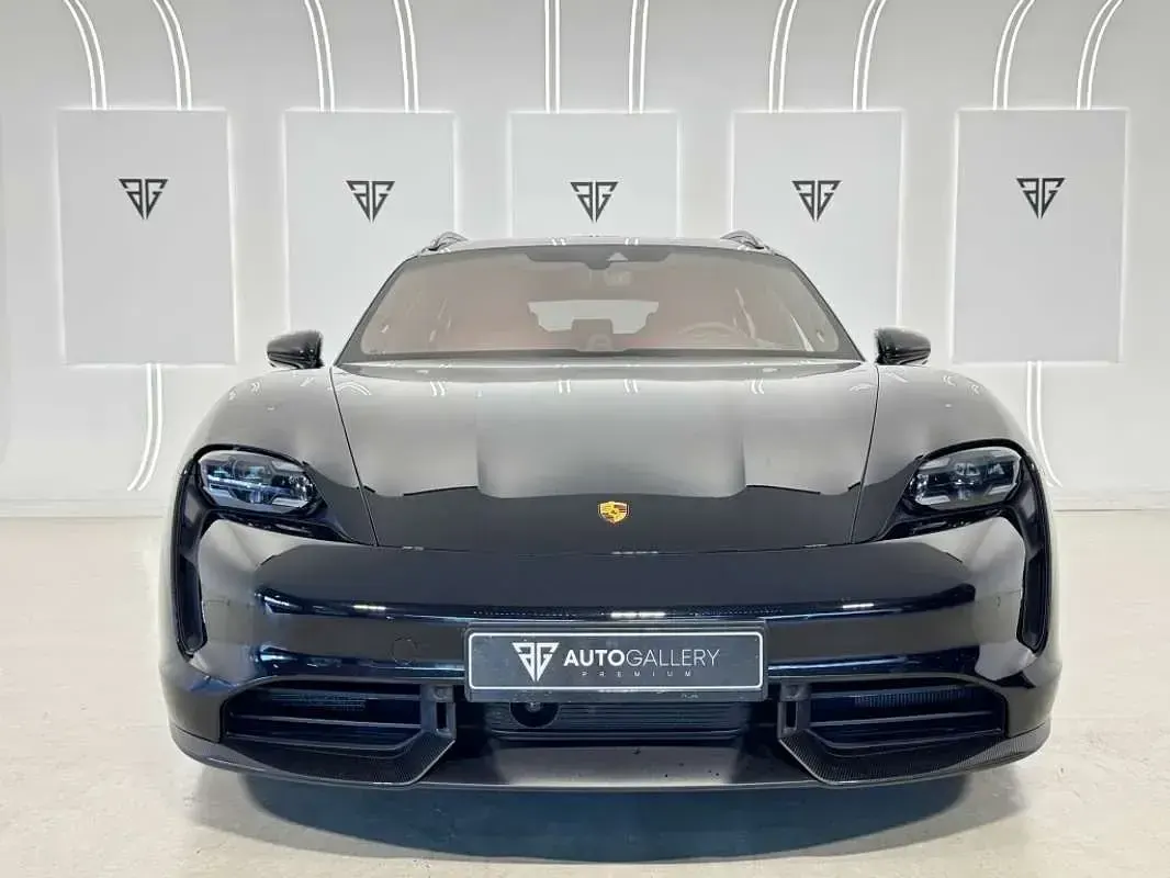 Usado Porsche Taycan Sport Turismo 560 kW (762 CV) 2023 Negro Berlina