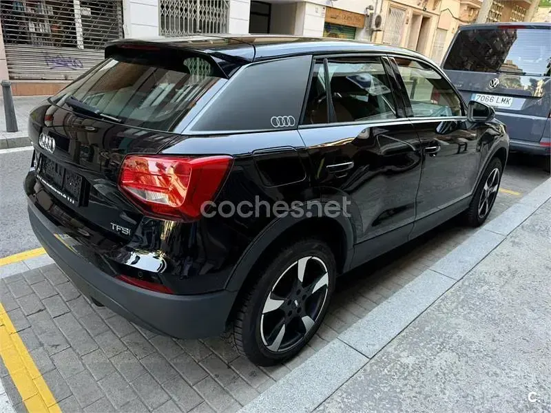 Usado Audi Q2 Design 150 CV (110 kW) 2017 Negro SUV