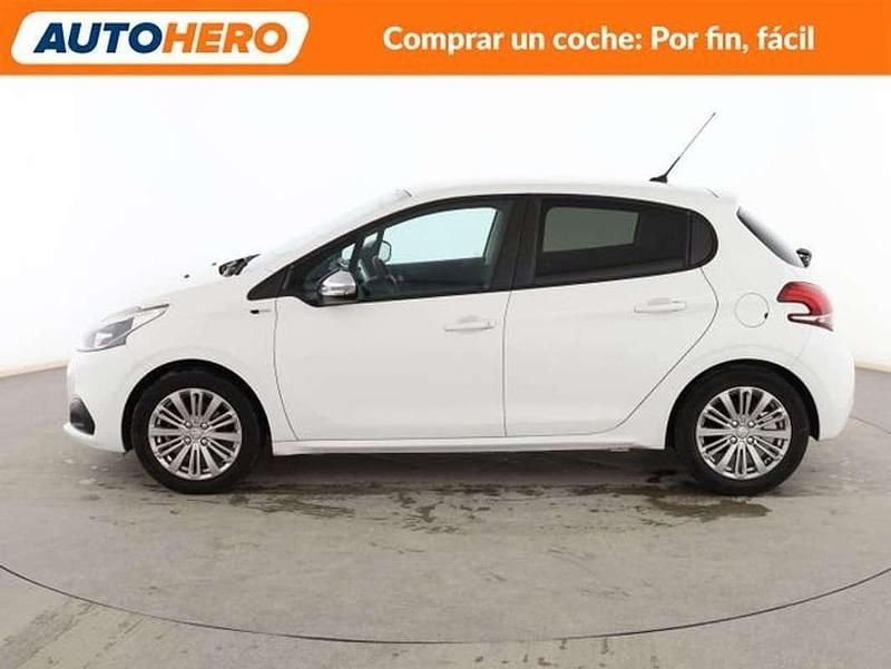 Usado Peugeot 208 Style 82 CV (60 kW) 2017 Blanco Utilitario