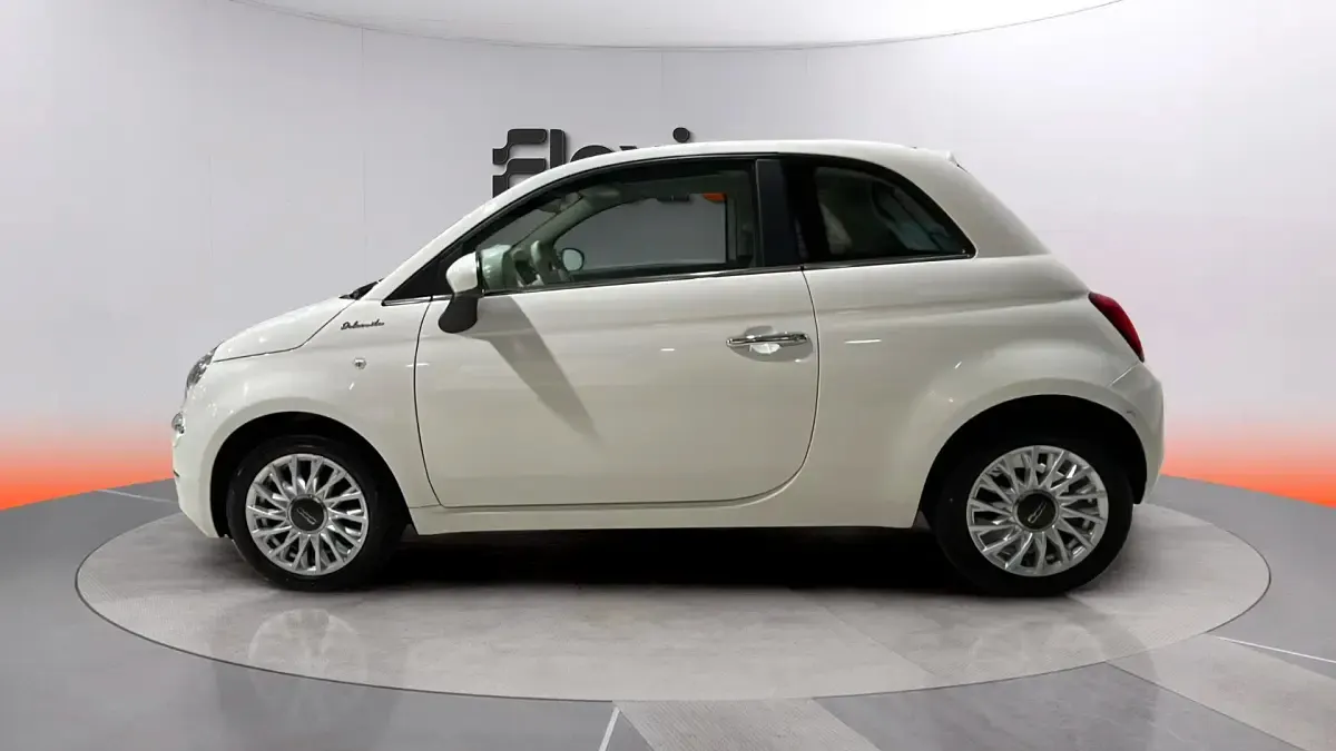 Usado Fiat 500 Dolcevita 71 CV (52 kW) 2023 Blanco Berlina