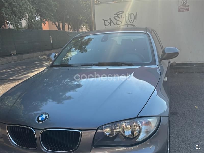Gris / plata Usado 2009 BMW 118 Utilitario | 7000 € (Precio justo) - Imagen 1/4