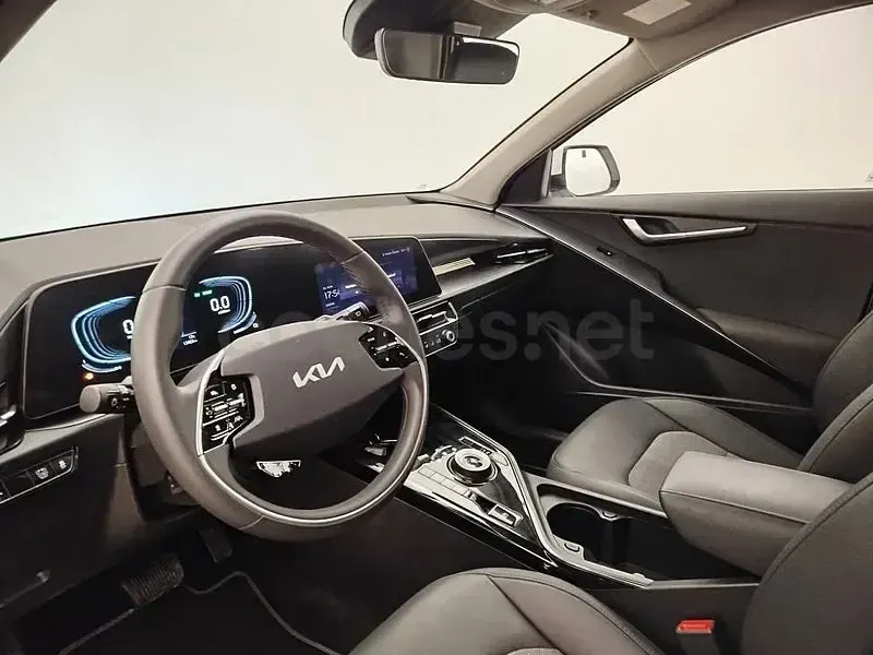Usado Kia Niro 129 CV (94 kW) 2025 Blanco SUV