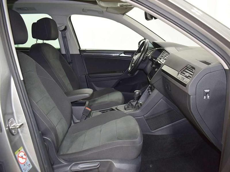 Usado VW Tiguan Sport 150 CV (110 kW) 2020 Plateado SUV