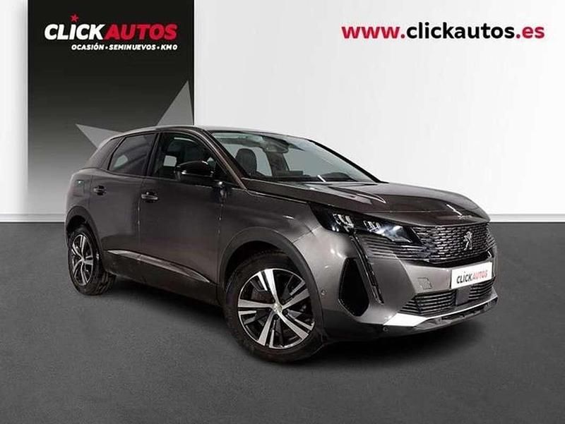Usado Peugeot 3008 Allure 131 CV (96 kW) 2022 Gris SUV