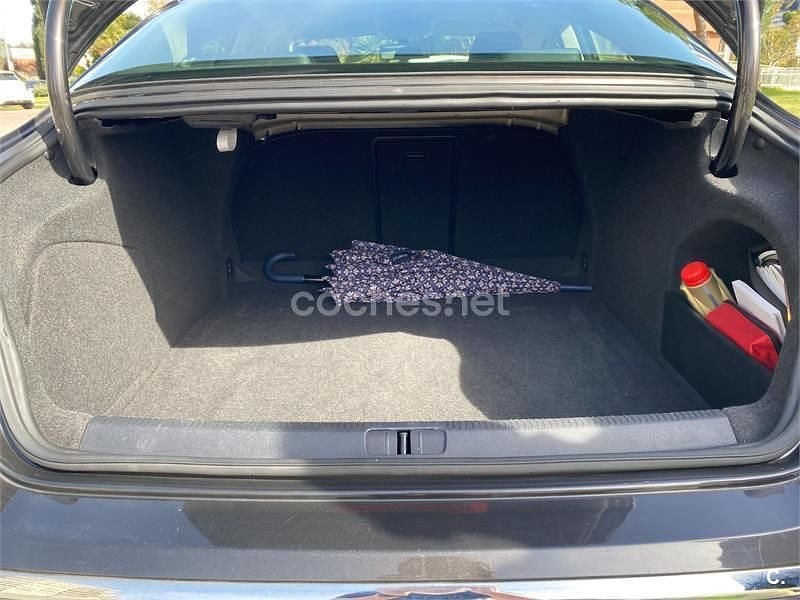 Usado VW Passat 170 CV (125 kW) 2009 Negro Berlina