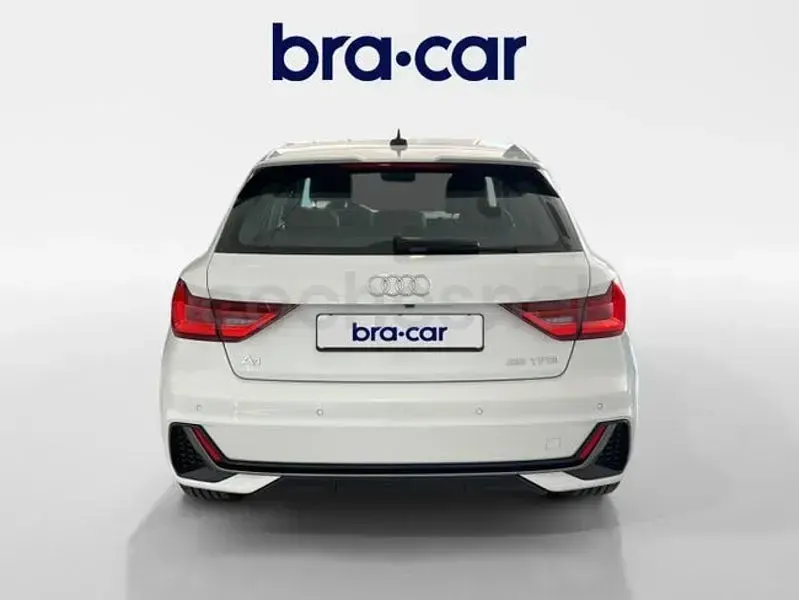 Usado Audi A1 Sportback 95 CV (69 kW) 2023 Blanco Utilitario