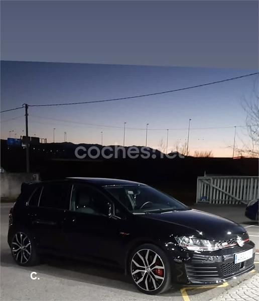 Negro Usado 2016 VW Golf VII GTI Berlina | 18.000 € (Super precio) - Imagen 1/2
