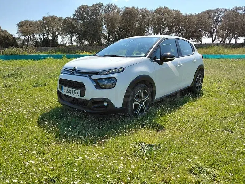 Usado Citroën C3 Feel 102 CV (75 kW) 2021 Blanco Utilitario