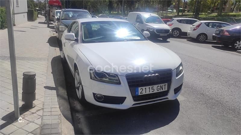 Usado Audi A5 190 CV (139 kW) 2009 Blanco Coupe
