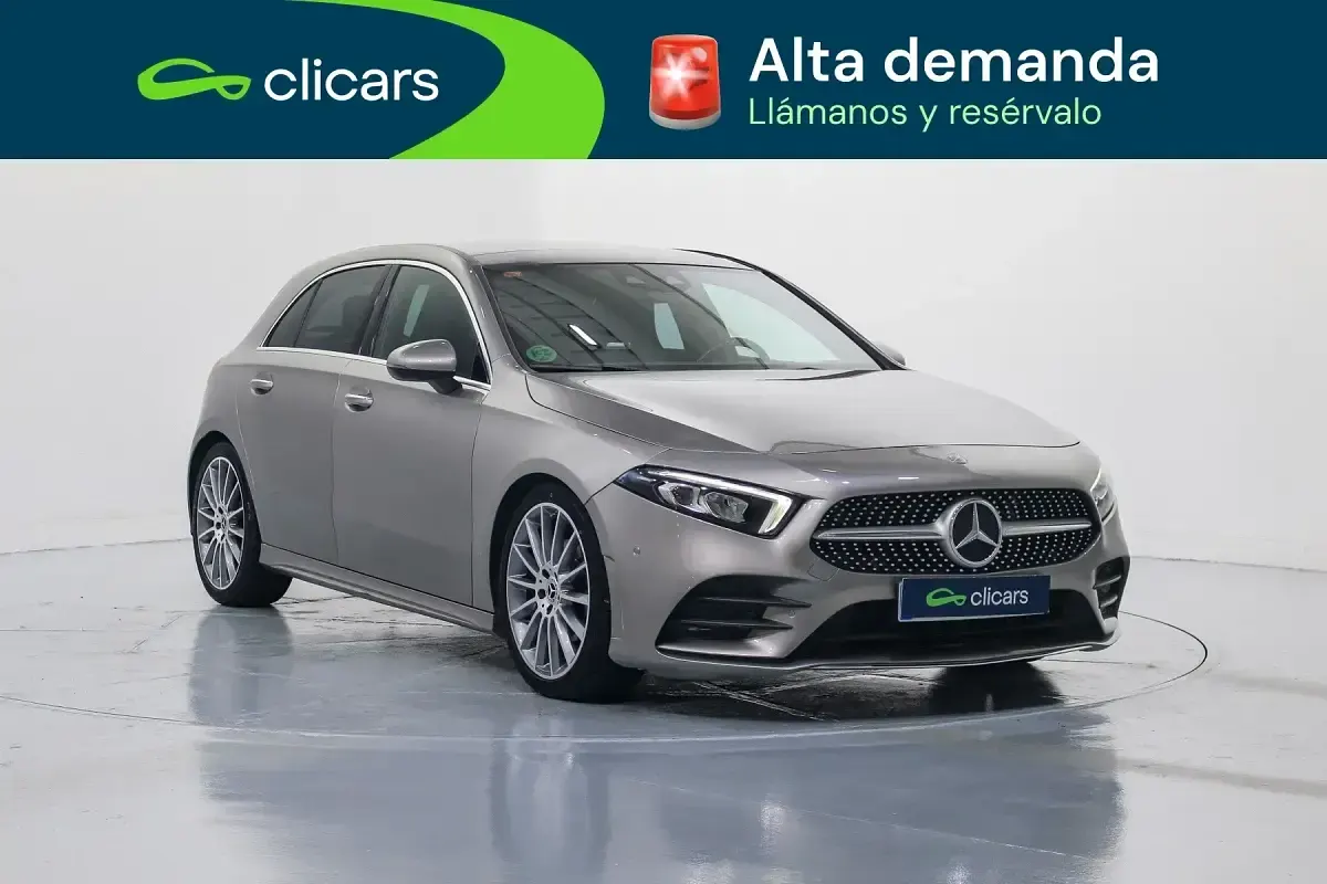 Usado Mercedes A200 163 CV (119 kW) 2019 Gris Berlina