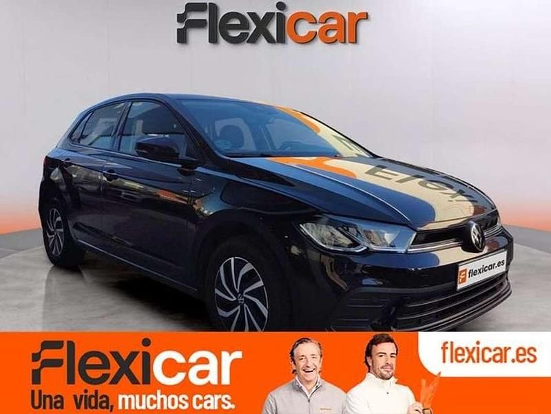 Negro Usado 2022 VW Polo Life Utilitario | 15.790 € (Precio justo) - Imagen 1/4