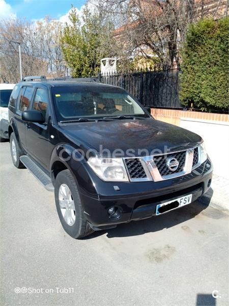Negro Usado 2007 Nissan Pathfinder XE SUV | 5150 € - Imagen 1/4