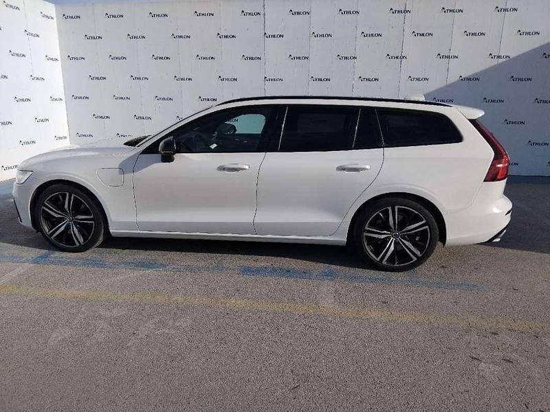 Usado Volvo V60 R-Design 351 CV (258 kW) 2022 Blanco Familiar