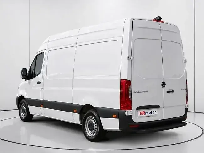 Usado Mercedes Sprinter 150 CV (110 kW) 2023 Blanco Van