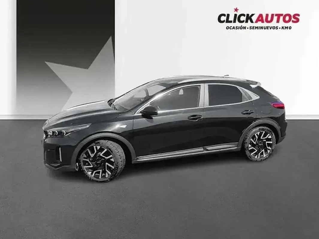 Usado Kia XCeed 101 CV (74 kW) 2024 Negro SUV
