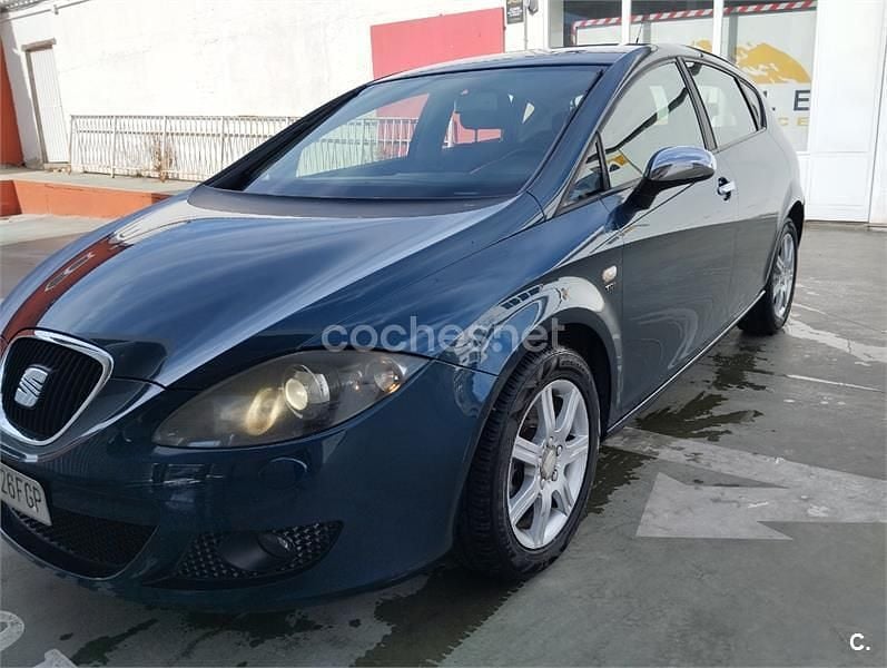 Usado Seat Leon Sport 140 CV (102 kW) 2006 Verde Berlina