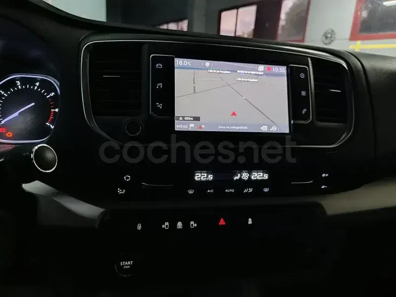 Usado Citroën Spacetourer Shine 178 CV (130 kW) 2017 Negro Monovolumen