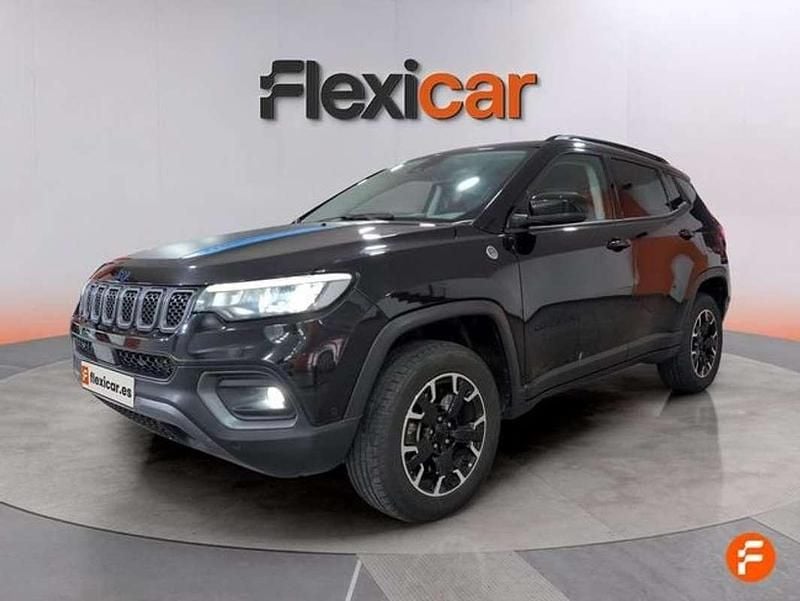 Usado Jeep Compass Trailhawk 241 CV (177 kW) 2022 Negro SUV
