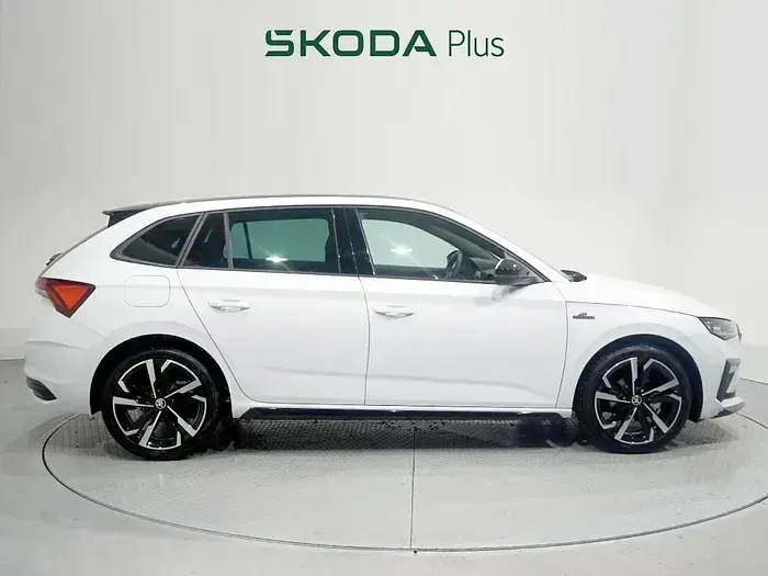 Nuevo Skoda Scala Monte Carlo 115 CV (84 kW) 2025 Blanco Utilitario