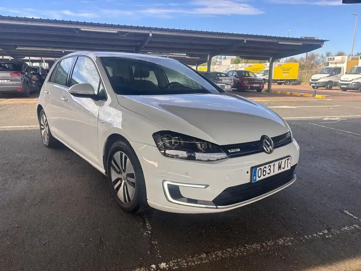 Usado VW e-Golf 84 kW (115 CV) 2015 Blanco Utilitario
