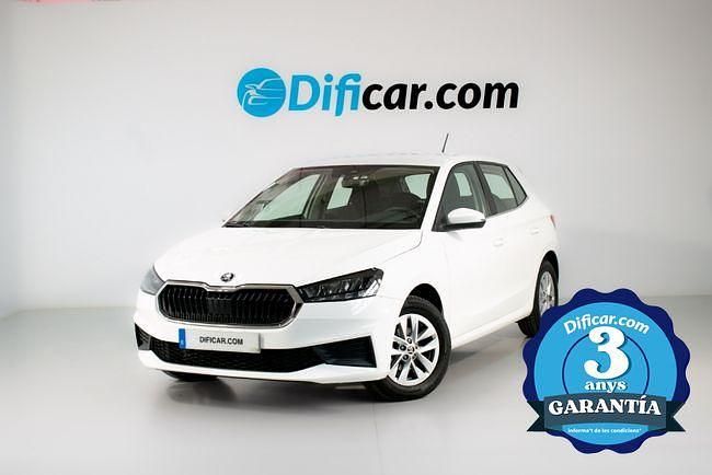 Usado Skoda Fabia Ambition 95 CV (69 kW) 2022 Blanco Utilitario