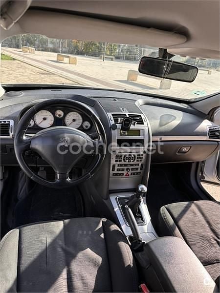 Usado Peugeot 407 125 CV (91 kW) 2008 Gris / plata Berlina