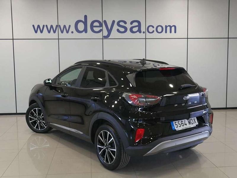Usado Ford Puma Titanium 125 CV (91 kW) 2023 Negro SUV
