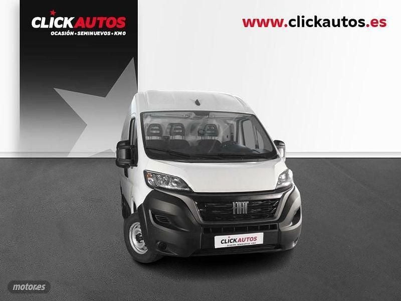 Usado Fiat Ducato 140 CV (102 kW) 2023 Blanco Van